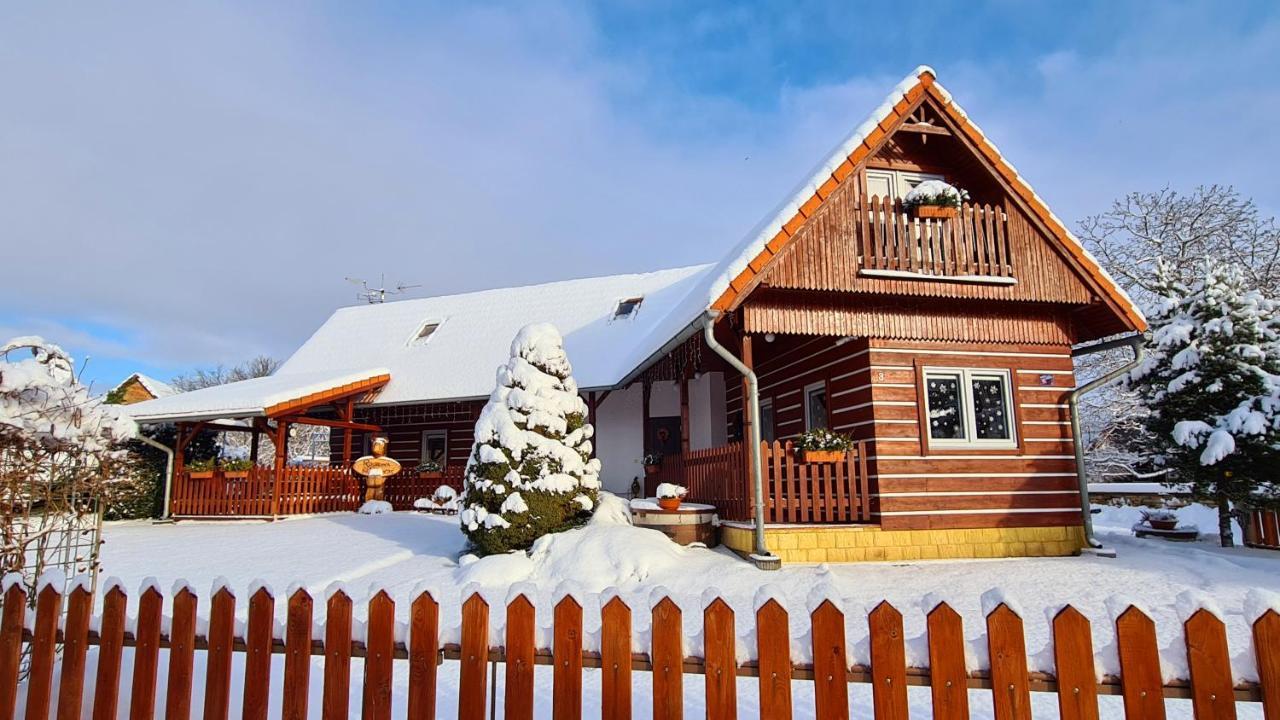 Villa Roubenka Rozkos Nové Město nad Metují Exterior foto