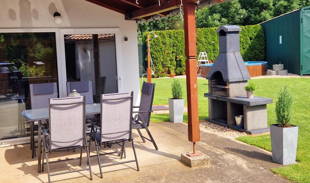 Villa Roubenka Rozkos Nové Město nad Metují Exterior foto